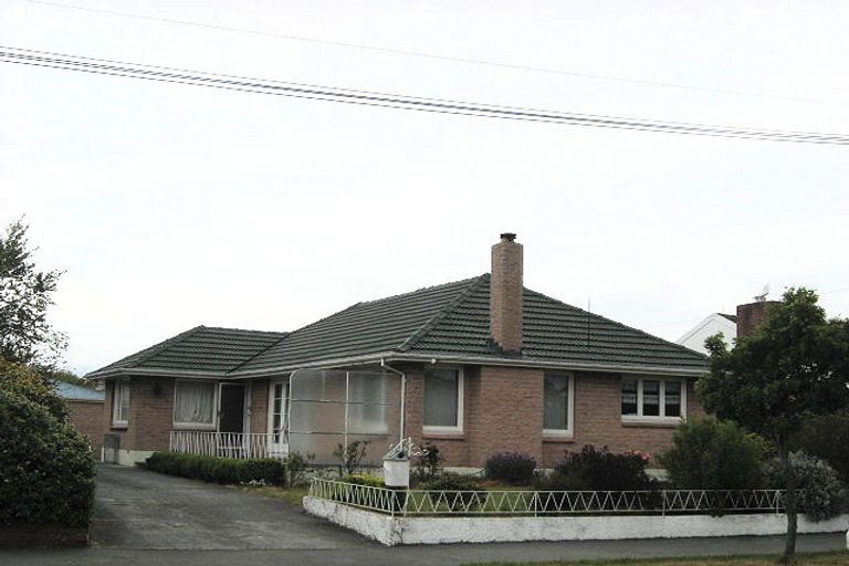 Photo of property in 53 Springbank Street, Bryndwr, Christchurch, 8053