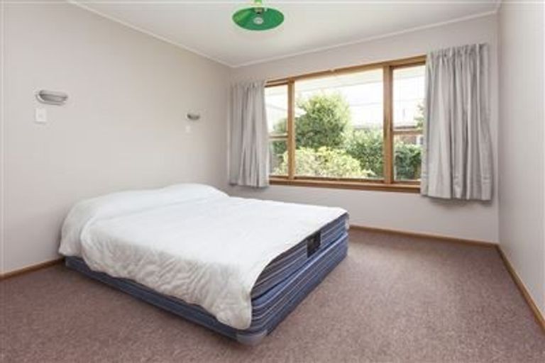 Photo of property in 183 Waimairi Road, Ilam, Christchurch, 8041