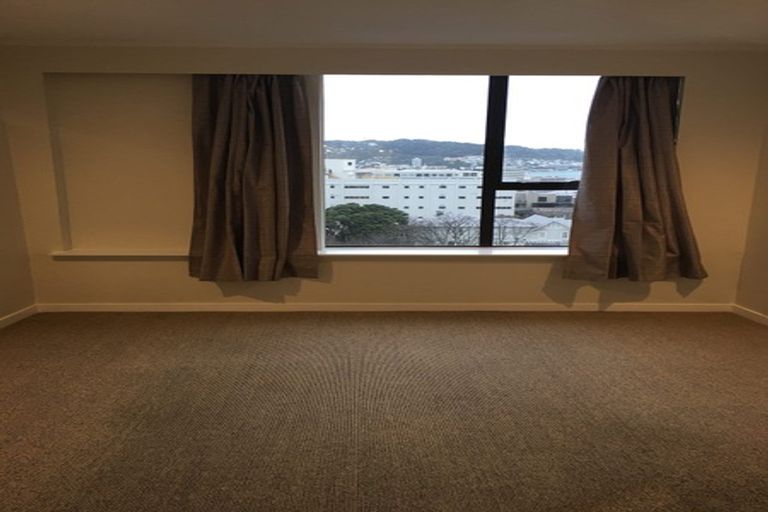 Photo of property in Hobson Court Flats, 75/70 Hobson Street, Thorndon, Wellington, 6011