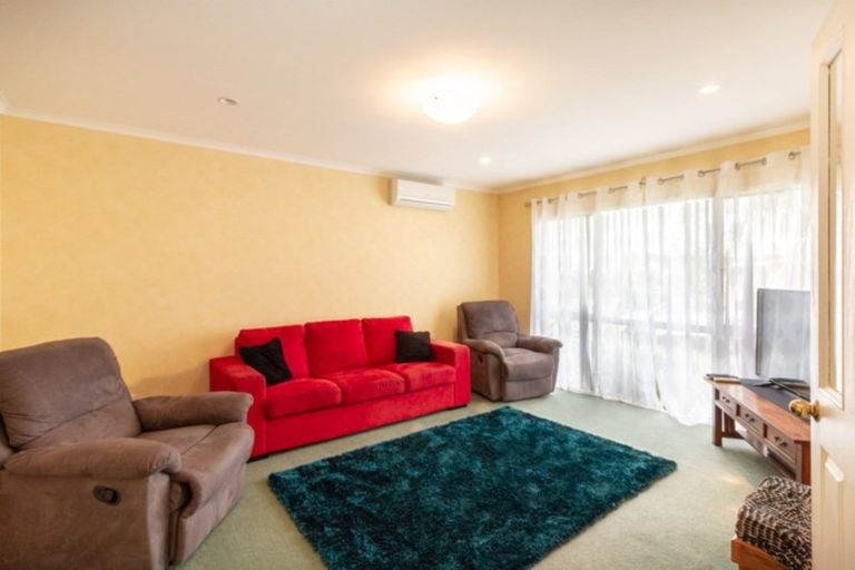 Photo of property in 5 Madison Avenue, Milson, Palmerston North, 4414