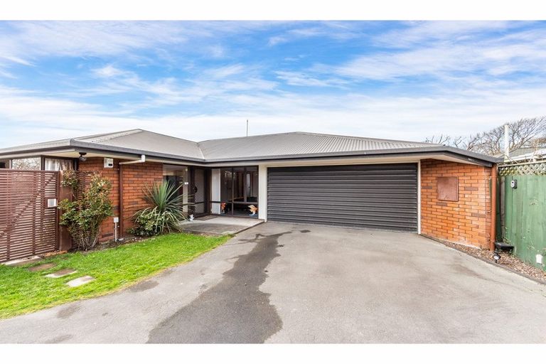 Photo of property in 2/20 Therese Street, Spreydon, Christchurch, 8024