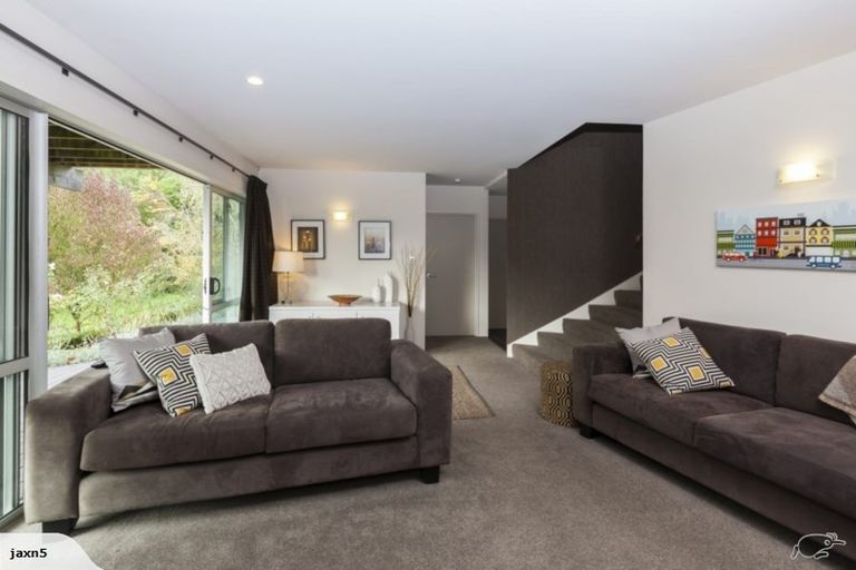 Photo of property in 17 Major Aitken Drive, Huntsbury, Christchurch, 8022