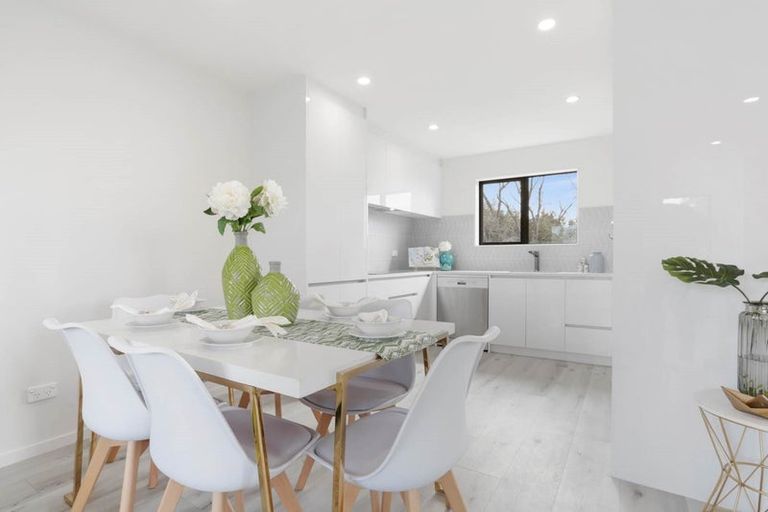 Photo of property in 8/418 Richardson Road, Mount Roskill, Auckland, 1041