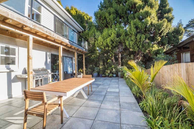 Photo of property in 20 Freemans Way, Pinehaven, Upper Hutt, 5019