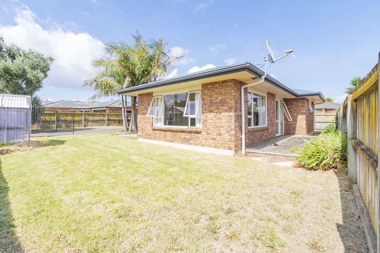 Photo of property in 35 Tilberg Street, Favona, Auckland, 2024
