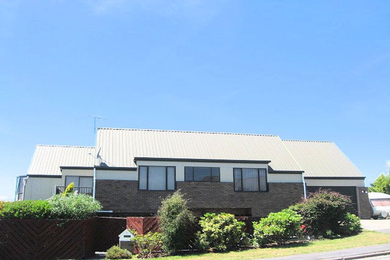 Photo of property in 71 Ravensdale Rise, Westmorland, Christchurch, 8025