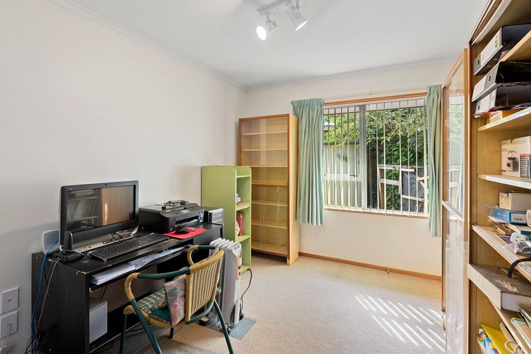 Photo of property in 107 Reynolds Avenue, Bishopdale, Christchurch, 8053