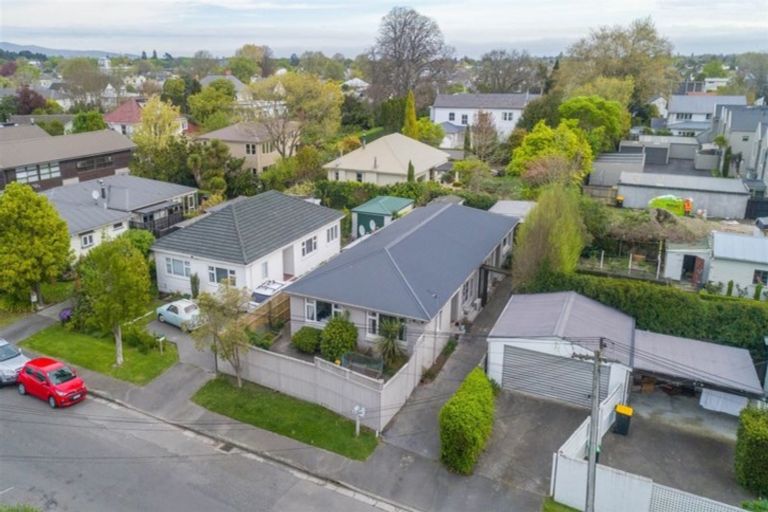 Photo of property in 2/27 Devonport Lane, St Albans, Christchurch, 8014