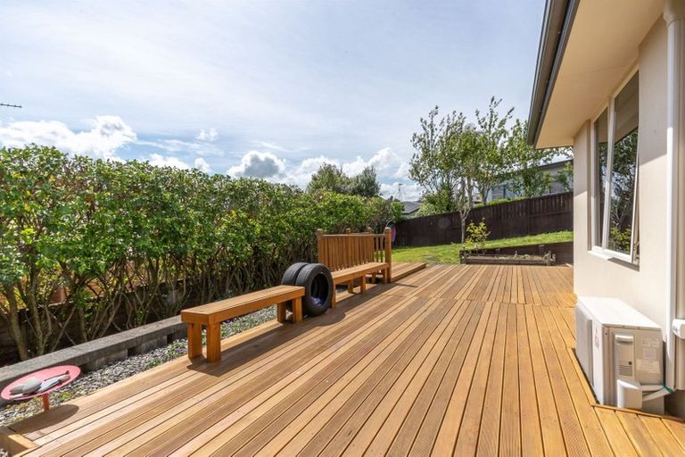 Photo of property in 18 Barrington Drive, Huntington, Hamilton, 3210