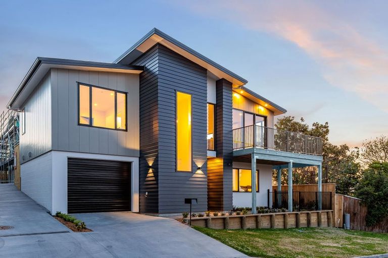 Photo of property in 115 Golf Road, Paraparaumu Beach, Paraparaumu, 5032