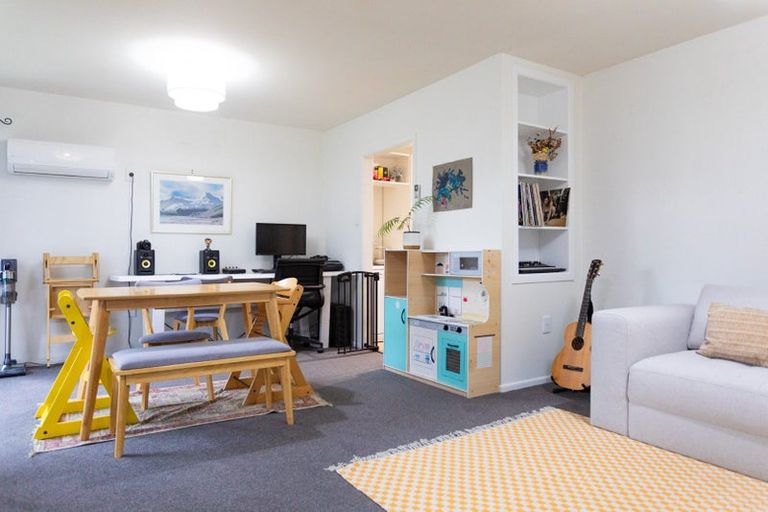 Photo of property in 1/185 Queenspark Drive, Parklands, Christchurch, 8083