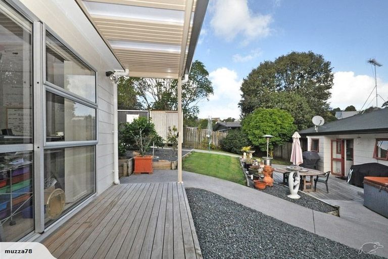 Photo of property in 4 William Hadlow Place, Hatfields Beach, Orewa, 0931