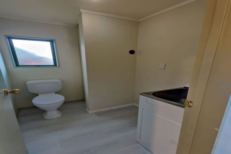 Photo of property in 50a Longburn Road, Henderson, Auckland, 0610