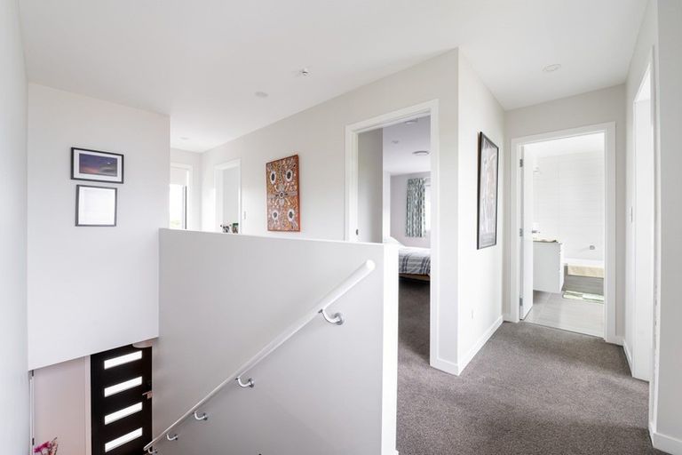 Photo of property in 2/11 Masters Avenue, Hillcrest, Hamilton, 3216