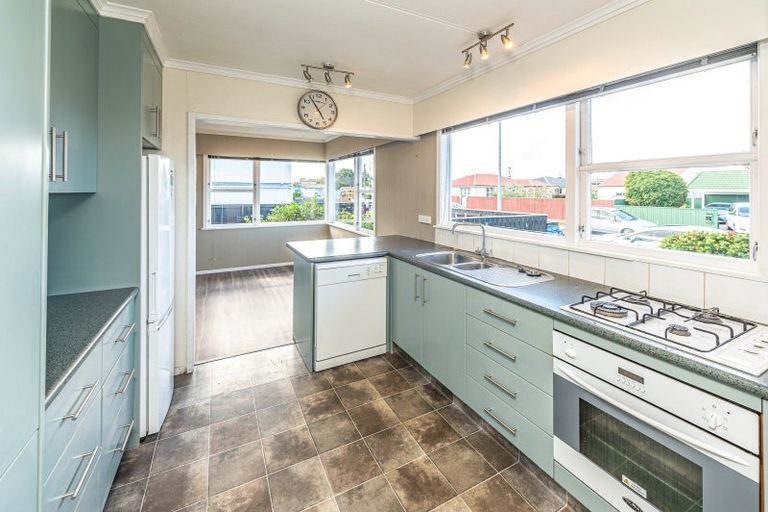 Photo of property in 4 Lindsey Crescent, Springvale, Whanganui, 4501