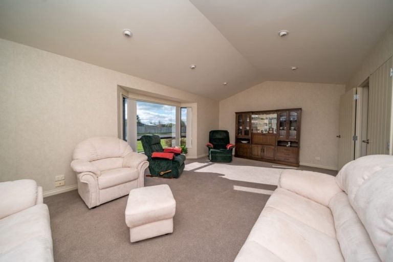 Photo of property in 18 Harris Place, Ngatea, 3503