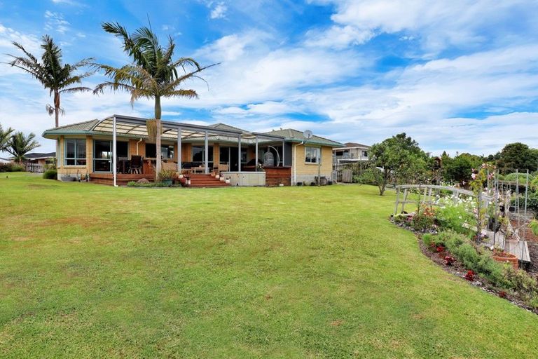 Photo of property in 241 Tanners Point Road, Tanners Point, Katikati, 3177