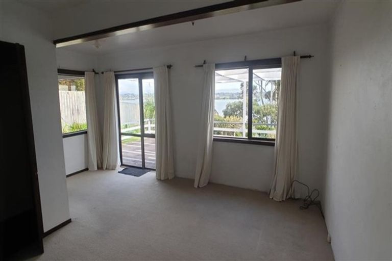 Photo of property in 6 Lilford Place, Half Moon Bay, Auckland, 2012