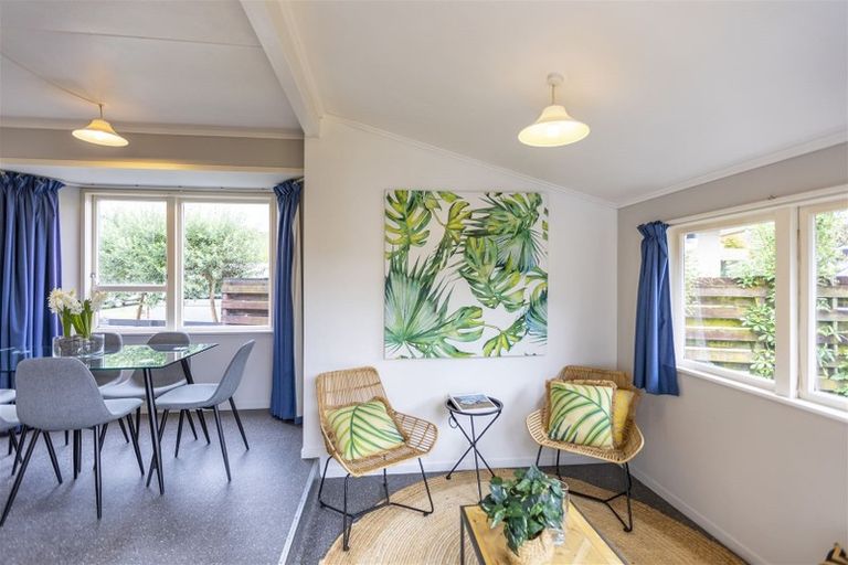 Photo of property in 10 Weathers Place, Taradale, Napier, 4112