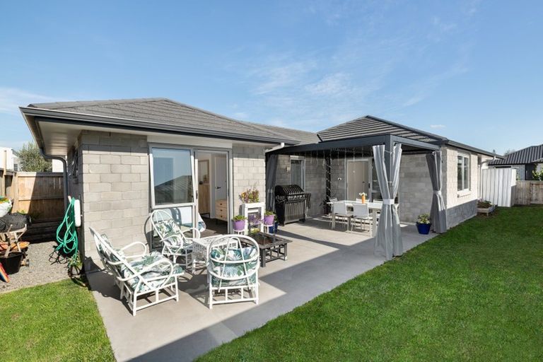 Photo of property in 5 Boyle Mews, Papamoa Beach, Papamoa, 3118