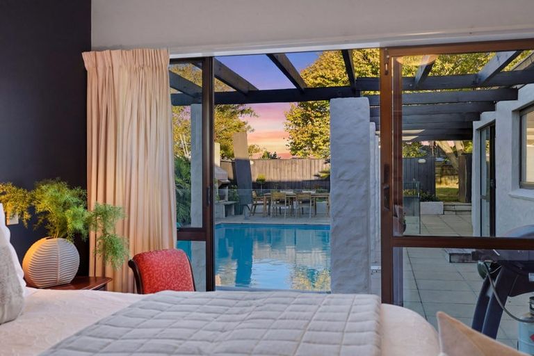 Photo of property in 188 Prince Regent Drive, Farm Cove, Auckland, 2012