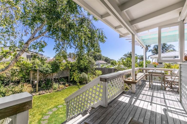 Photo of property in 9 Macky Avenue, Devonport, Auckland, 0624
