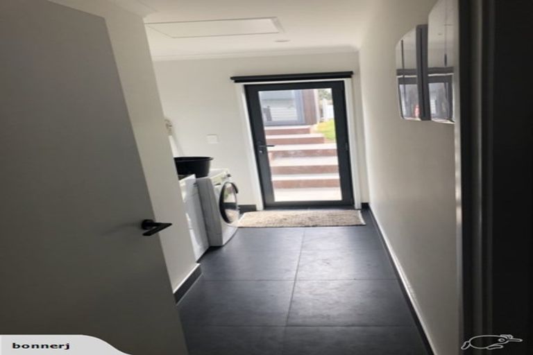 Photo of property in 1 Oioi Lane, Kaukapakapa, Helensville, 0875