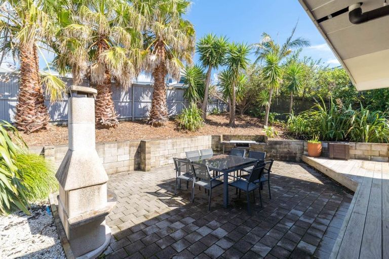 Photo of property in 55 West Hoe Heights, Orewa, 0931