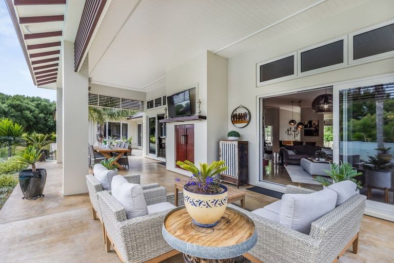 Photo of property in 28 Saint Laurent Way, Ohau, Levin, 5570