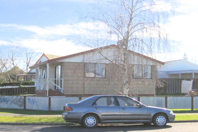 Photo of property in 24b Crawshaw Drive, Nawton, Hamilton, 3200