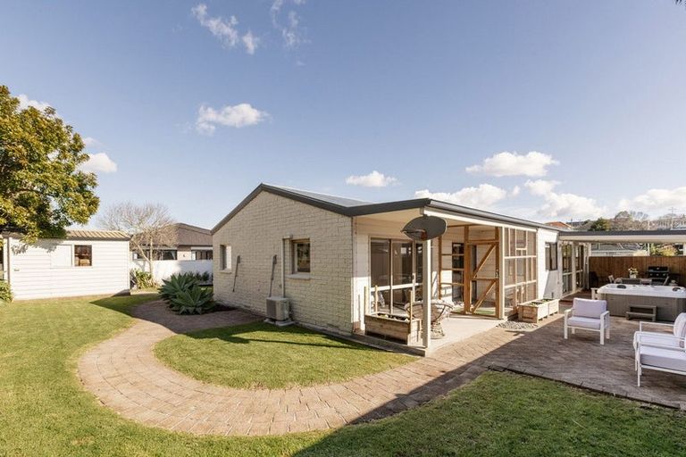 Photo of property in 26 Shelley Street, Otumoetai, Tauranga, 3110