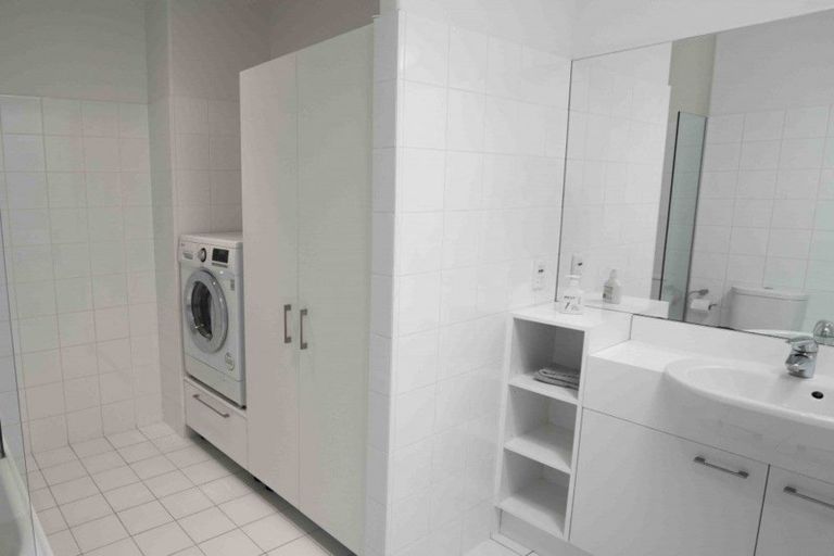 Photo of property in Kelvin House, 8d/16 The Terrace, Wellington Central, Wellington, 6011