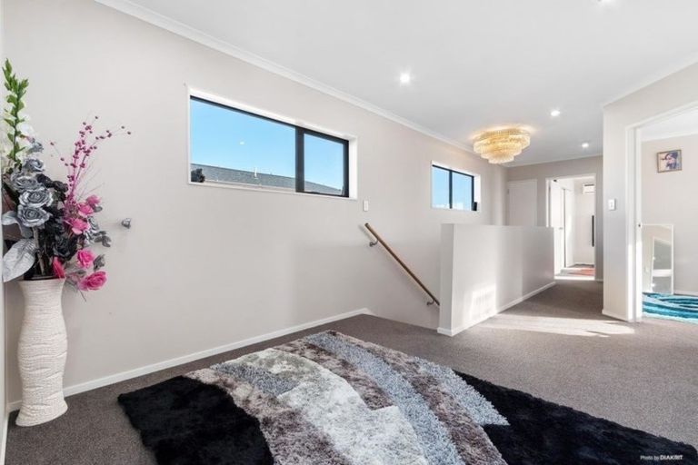 Photo of property in 244b Porchester Road, Takanini, 2112