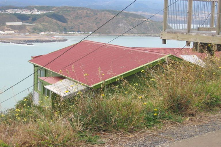 Photo of property in 19 View Road, Houghton Bay, Wellington, 6023