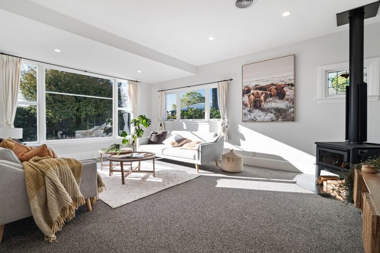 Photo of property in 44 Coopers Road, Dallington, Christchurch, 8061