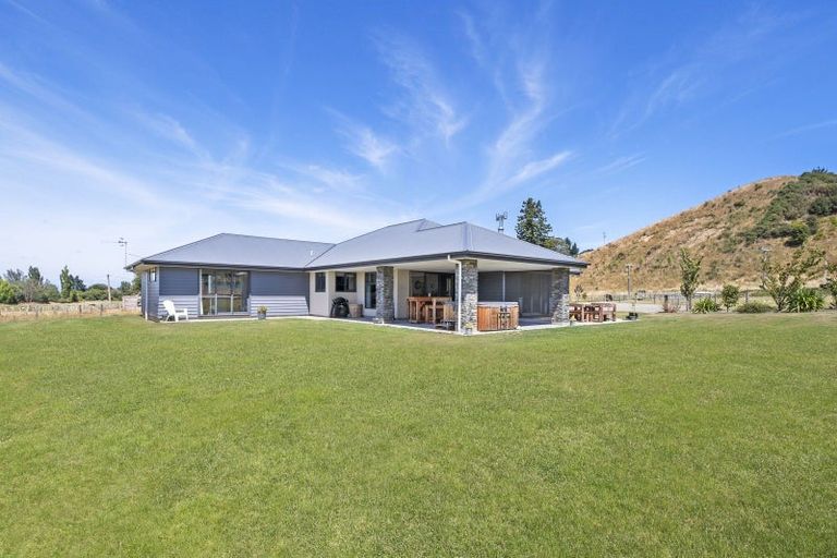 Photo of property in 728 Makino Road, Halcombe, Feilding, 4777