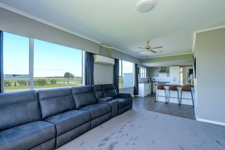 Photo of property in 460 Tiwai Road, Awarua Plains, Invercargill, 9877