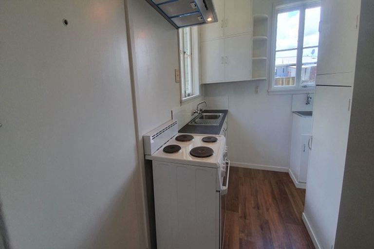 Photo of property in 125 Birkdale Road, Birkdale, Auckland, 0626