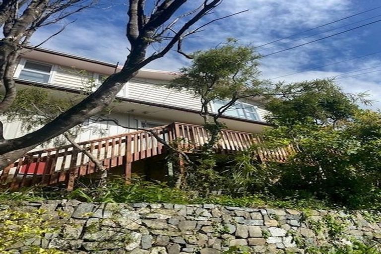 Photo of property in 15 Norwich Street, Wadestown, Wellington, 6012