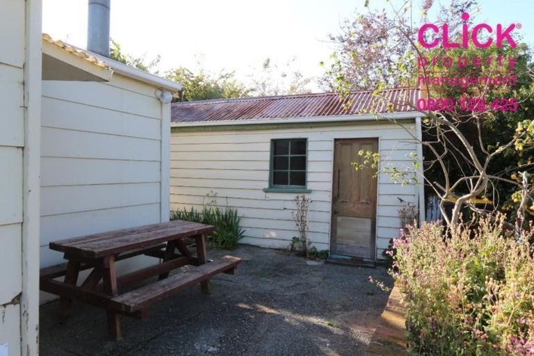 Photo of property in 6 Railway Lane, Outram, 9019