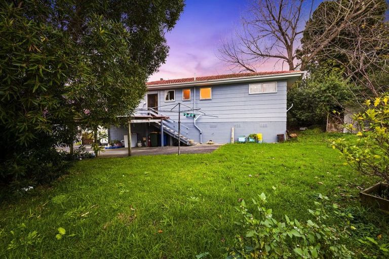 Photo of property in 4 Backhurst Grove, Massey, Auckland, 0614