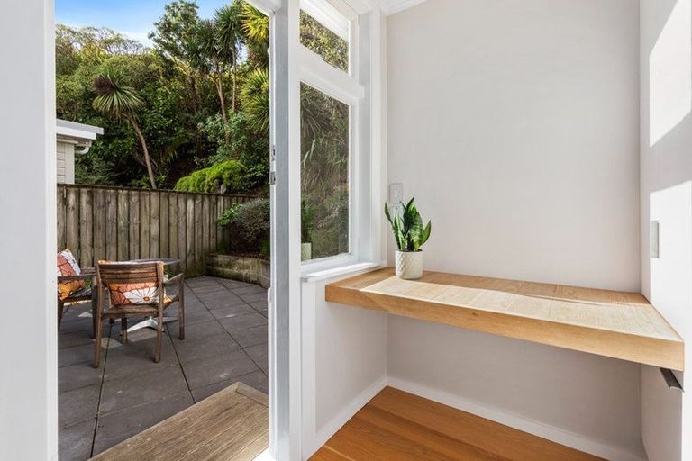 Photo of property in 81 Townsend Road, Miramar, Wellington, 6022