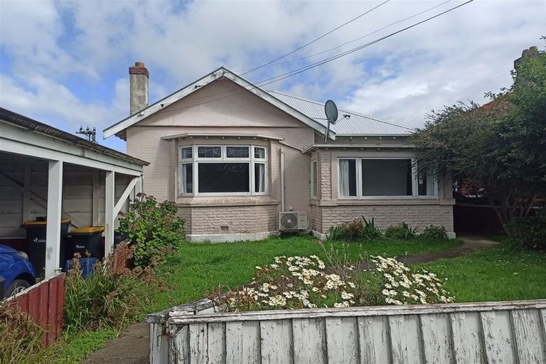 Photo of property in 42 Queens Drive, Saint Kilda, Dunedin, 9012