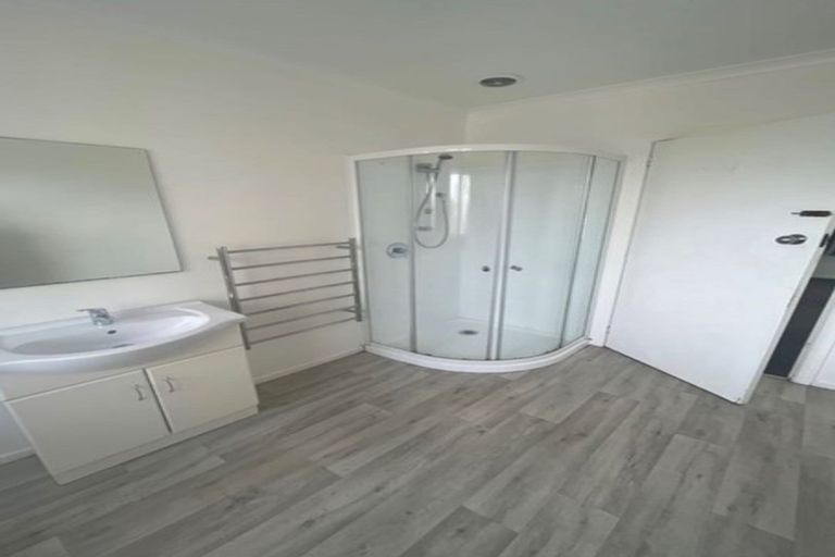 Photo of property in 16 Waipa Street, Birkenhead, Auckland, 0626