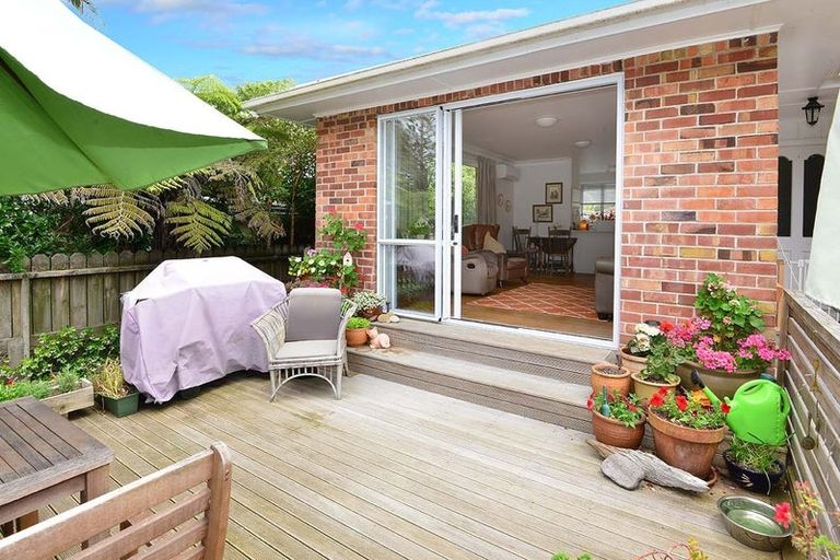 Photo of property in 1/454 Hibiscus Coast Highway, Orewa, 0931