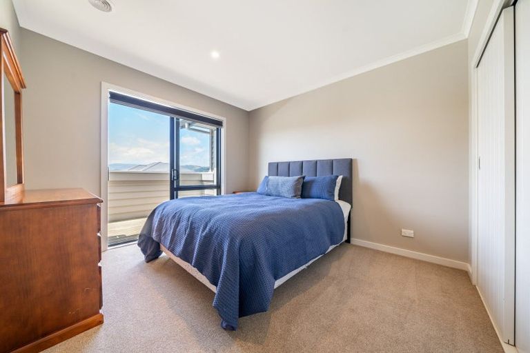 Photo of property in 51 Endeavour Drive, Whitby, Porirua, 5024