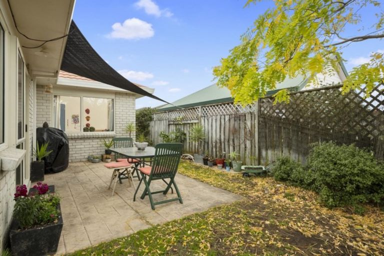 Photo of property in 90 Evans Road, Papamoa Beach, Papamoa, 3118