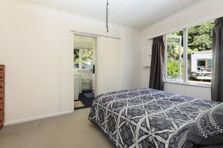 Photo of property in 17 Tombleson Road, Lake Rotoma, Rotorua, 3074