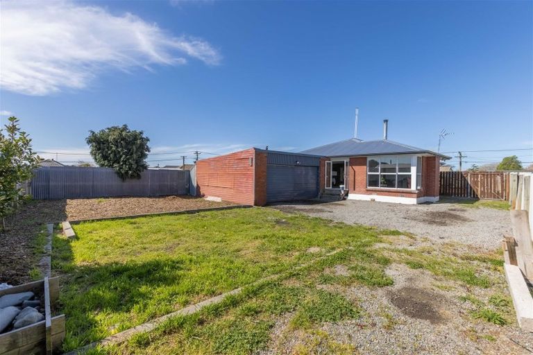 Photo of property in 61 Carisbrooke Street, Aranui, Christchurch, 8061