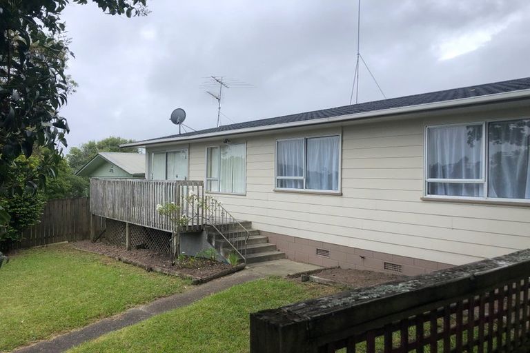 Photo of property in 1/42 Kia Ora Road, Beach Haven, Auckland, 0626